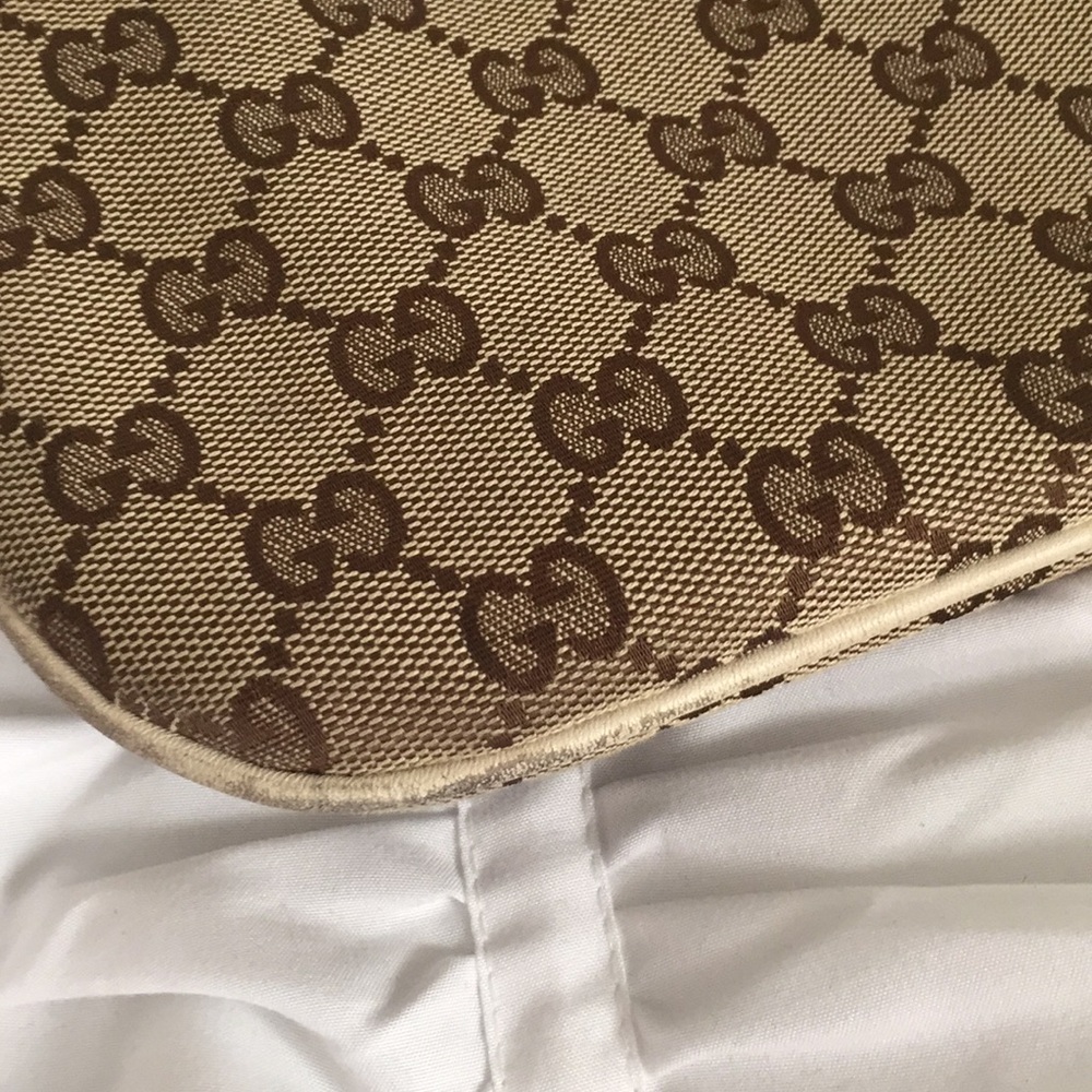 Gucci Logo Hobo - Picture 5 of 8